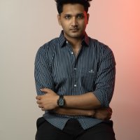 GANT Signature Navy Blue and Light Grey Stripe Shirt