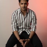 GANT Signature White-Charcoal-Red Multi Stripe Shirt